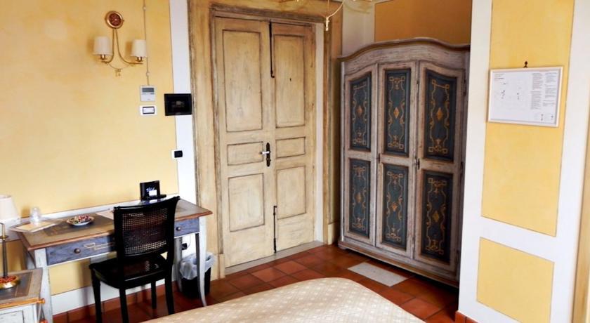 Antichi Feudi Dimora D'Epoca Hotel Teggiano ภายนอก รูปภาพ