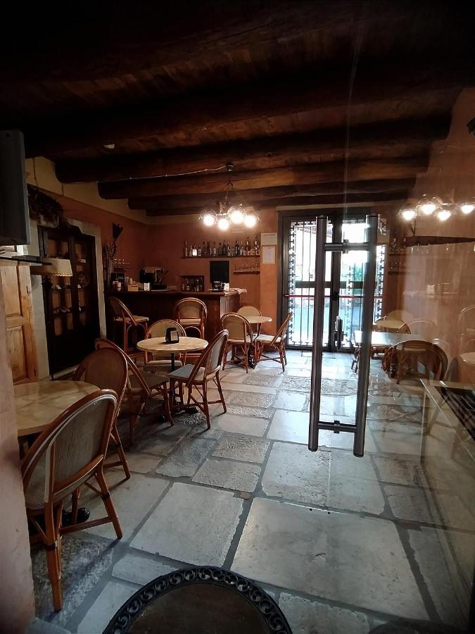 Antichi Feudi Dimora D'Epoca Hotel Teggiano ภายนอก รูปภาพ